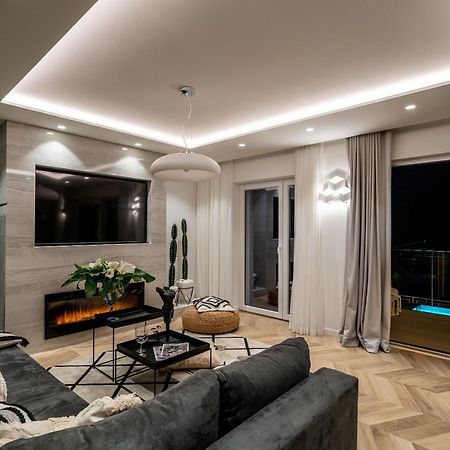 Gorgeous Ground Floor W/ Minipool & Patio Διαμέρισμα Ντουμπρόβνικ Εξωτερικό φωτογραφία
