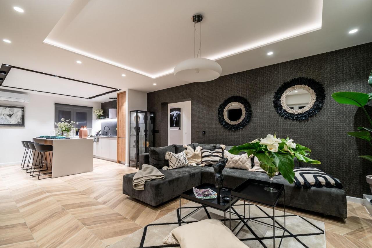 Gorgeous Ground Floor W/ Minipool & Patio Διαμέρισμα Ντουμπρόβνικ Εξωτερικό φωτογραφία