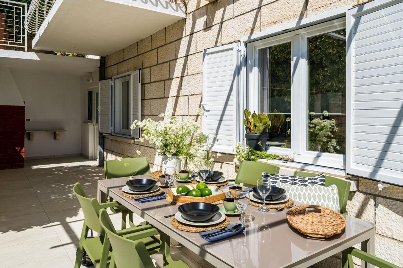 Gorgeous Ground Floor W/ Minipool & Patio Διαμέρισμα Ντουμπρόβνικ Εξωτερικό φωτογραφία